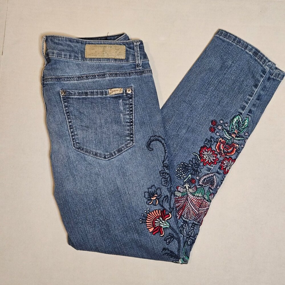 7 For All Mankind Skinny Ankle Jeans with Embroidered Floral on Legs Size 8